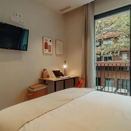 Casa Carlit - 1 Bedroom Near Plaza Tetuan *