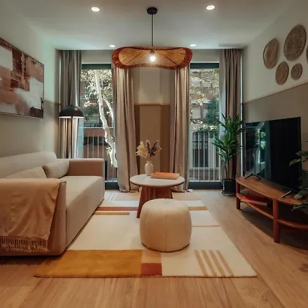 Casa Carlit - 1 Bedroom Near Plaza Tetuan Barcelona